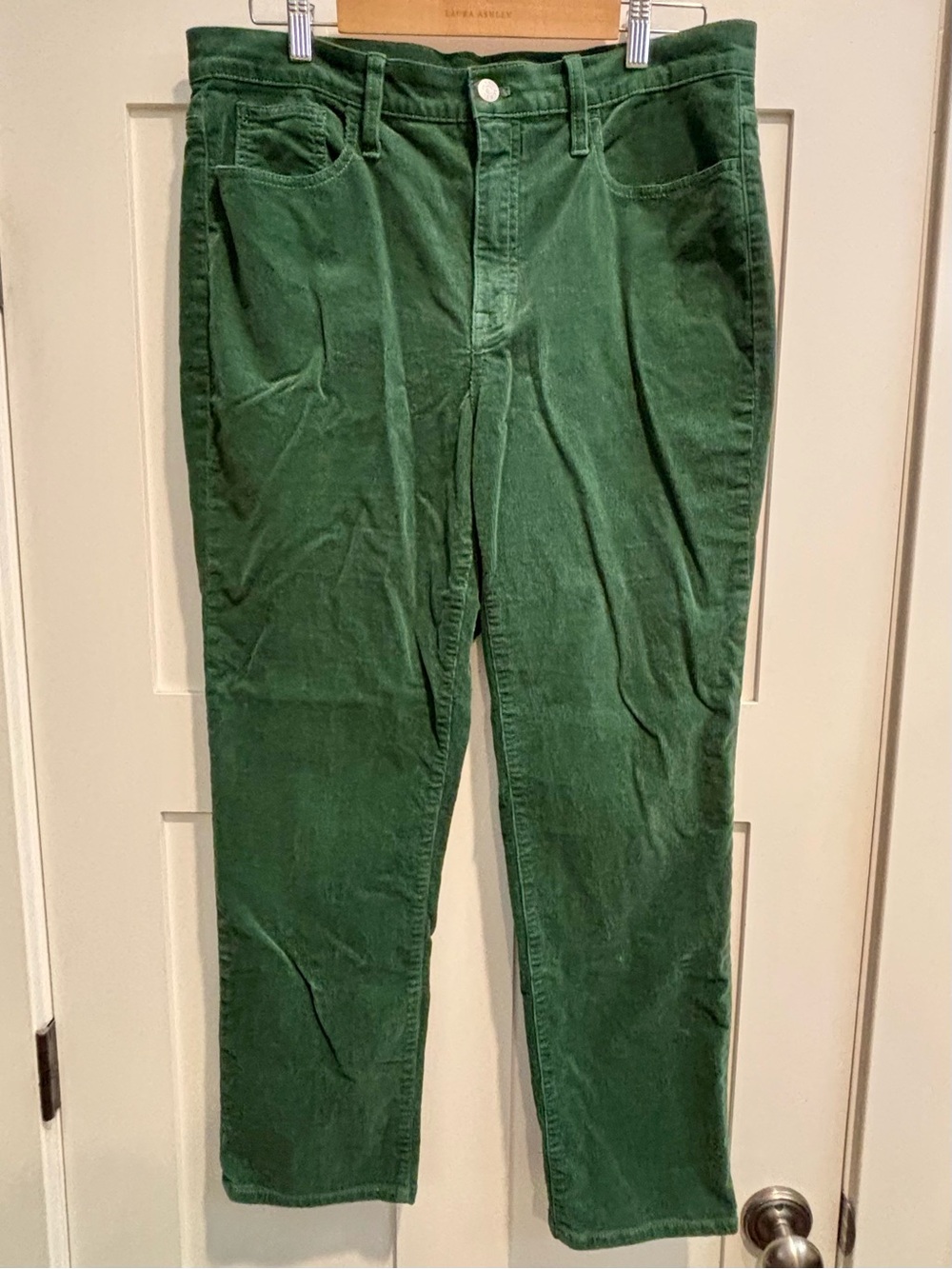 Gap Corduroy Women’s Pants in Kelly Green - size 31
